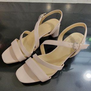NATURALIZER Blossom Size 9 soft marble women's heels